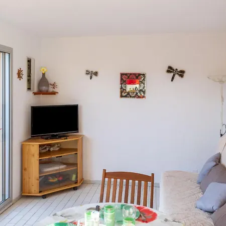 Les Captivantes Ii-8 By Interhome 아그