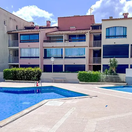 Tatil Evi Les Captivantes Ii-8 By Interhome Agde
