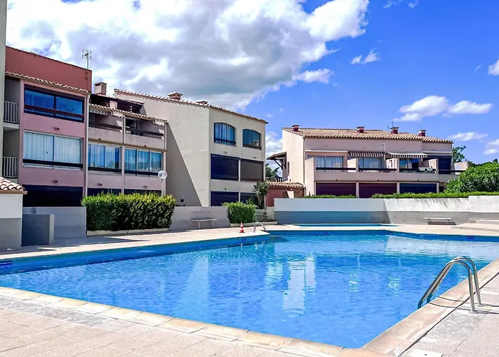Les Captivantes Ii-8 By Interhome Nyaraló Agde
